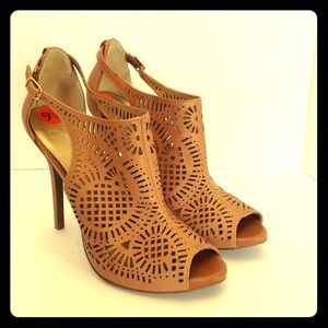 Jessica Simpson Open Toe Stiletto in Nude